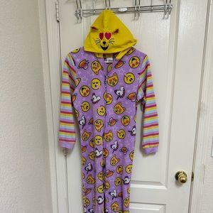 4 for $20. Emojination Big girls emoji cat hooded one piece pajama